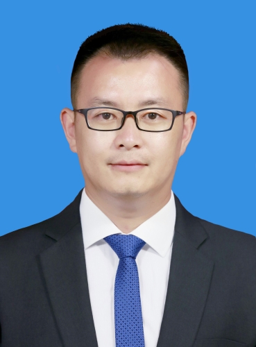 杨新平