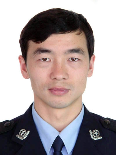 母演昌