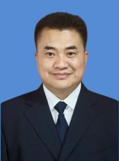 区自然资源局党组成员、局长、总督查  冯石柱